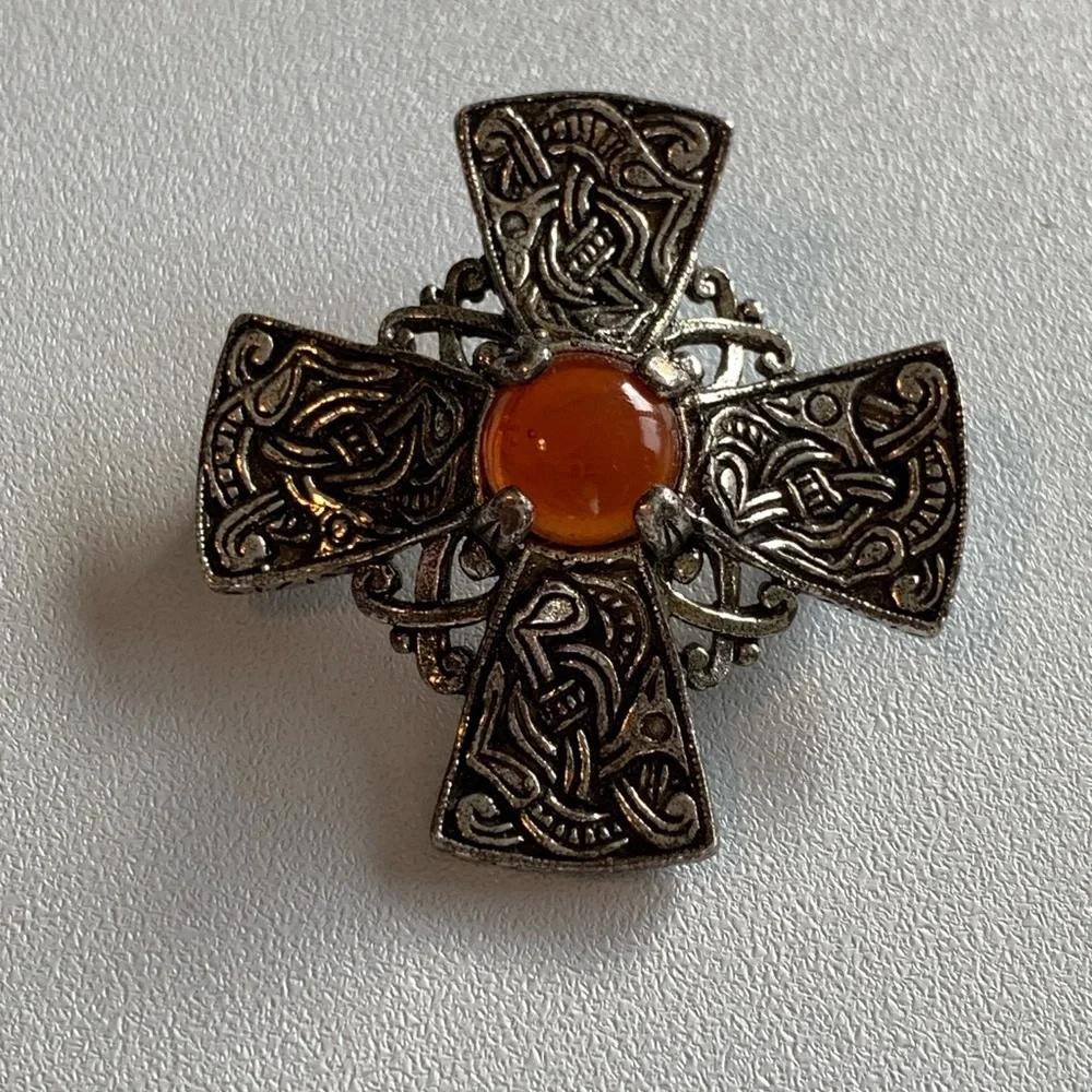 Scottish signed Miracle brooch.
